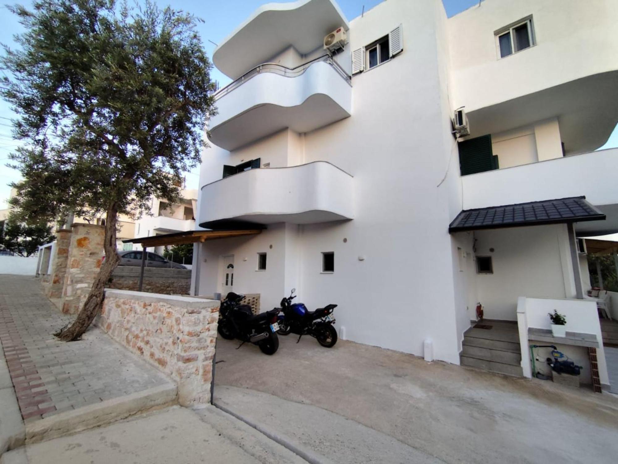 Apartment M&j