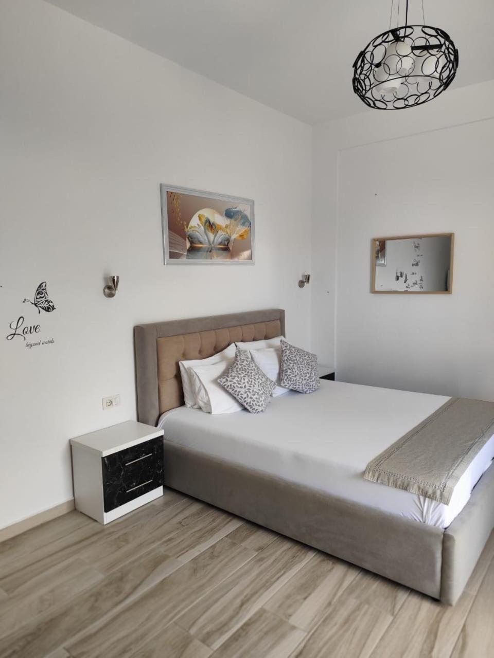 M&j Apartman *
